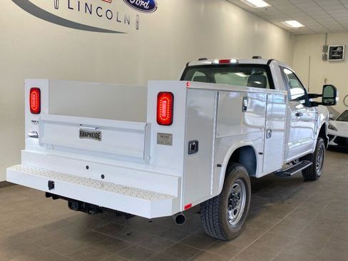 New 2026 Ford F250 XL w/ XL Chrome Package image 9