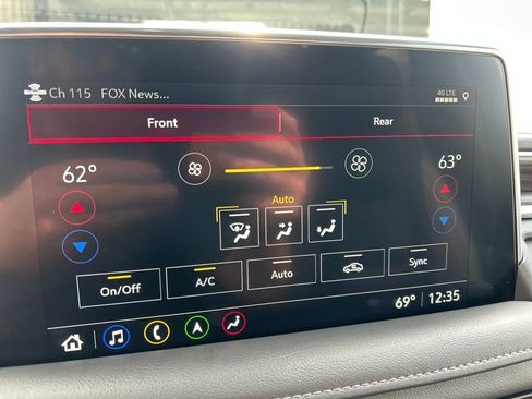 Certified 2021 Chevrolet Tahoe Z71 w/ Luxury Package image 43