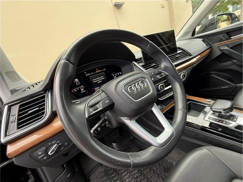 Used 2022 Audi Q5 2.0T Premium Plus w/ Premium Plus Package AWD/4WD image 9