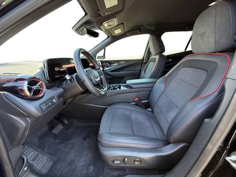 Used 2024 Chevrolet Blazer EV RS AWD/4WD image 9