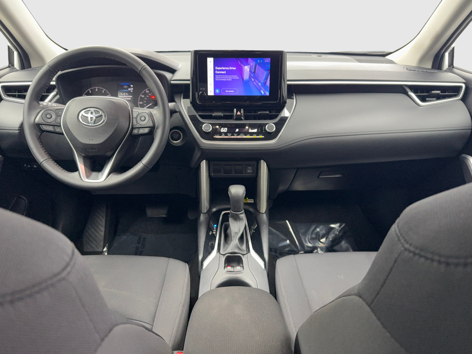 Used 2023 Toyota Corolla Cross LE FWD image 39