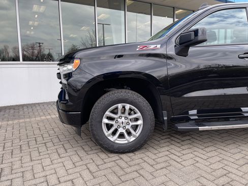 Used 2022 Chevrolet Silverado 1500 RST w/ Z71 Off-Road Package image 10
