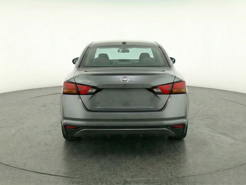 Used 2025 Nissan Altima 2.5 SV image 7