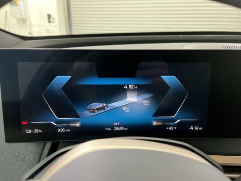 Used 2023 BMW iX xDrive50 w/ Sport Package image 10