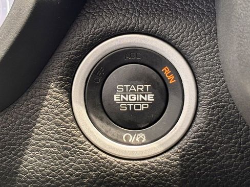 Used 2021 RAM 1500 Laramie RWD image 19