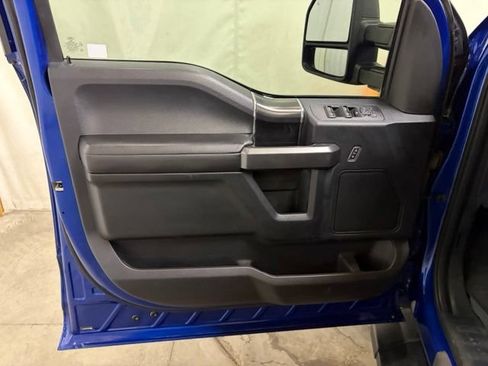 Used 2018 Ford F150 XLT w/ Equipment Group 302A Luxury AWD/4WD image 31