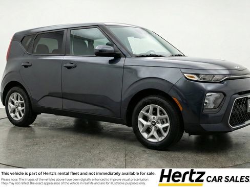 Used 2025 Kia Soul LX w/ LX Technology Package FWD image 1