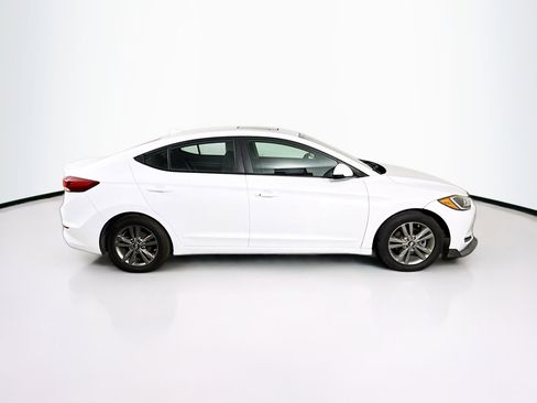 Used 2017 Hyundai Elantra Value Edition FWD image 2