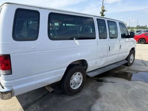 Used 2011 Ford E-350 and Econoline 350 XLT RWD image 6