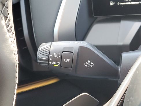 New 2026 BMW X3 xDrive30 w/ Premium Package image 14