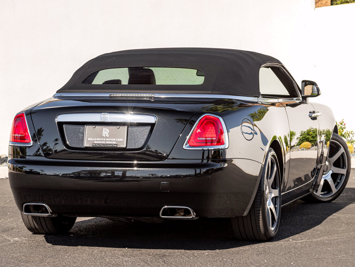 Certified 2018 Rolls-Royce Dawn RWD image 2