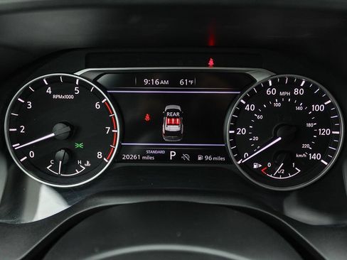 Used 2024 Nissan Rogue SV FWD image 23