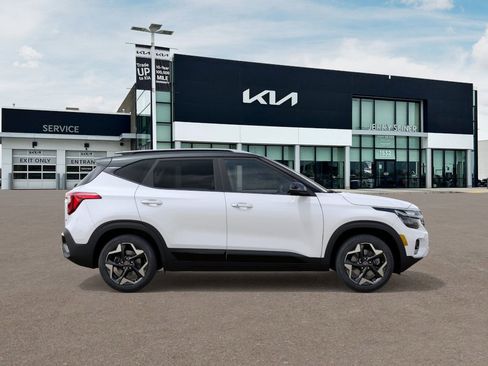 New 2026 Kia Seltos S image 8