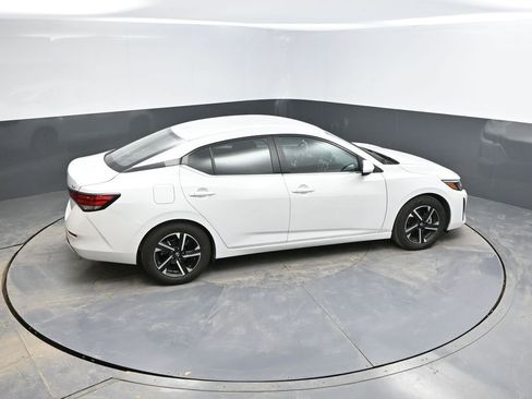 Used 2024 Nissan Sentra SV image 29