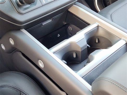 New 2025 Land Rover Defender 130 V8 image 15