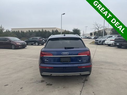 Used 2021 Audi Q5 2.0T Premium w/ Convenience Package image 6