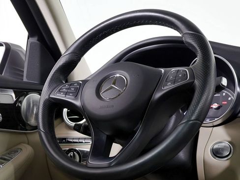 Used 2016 Mercedes-Benz C 300 4MATIC Sedan image 25