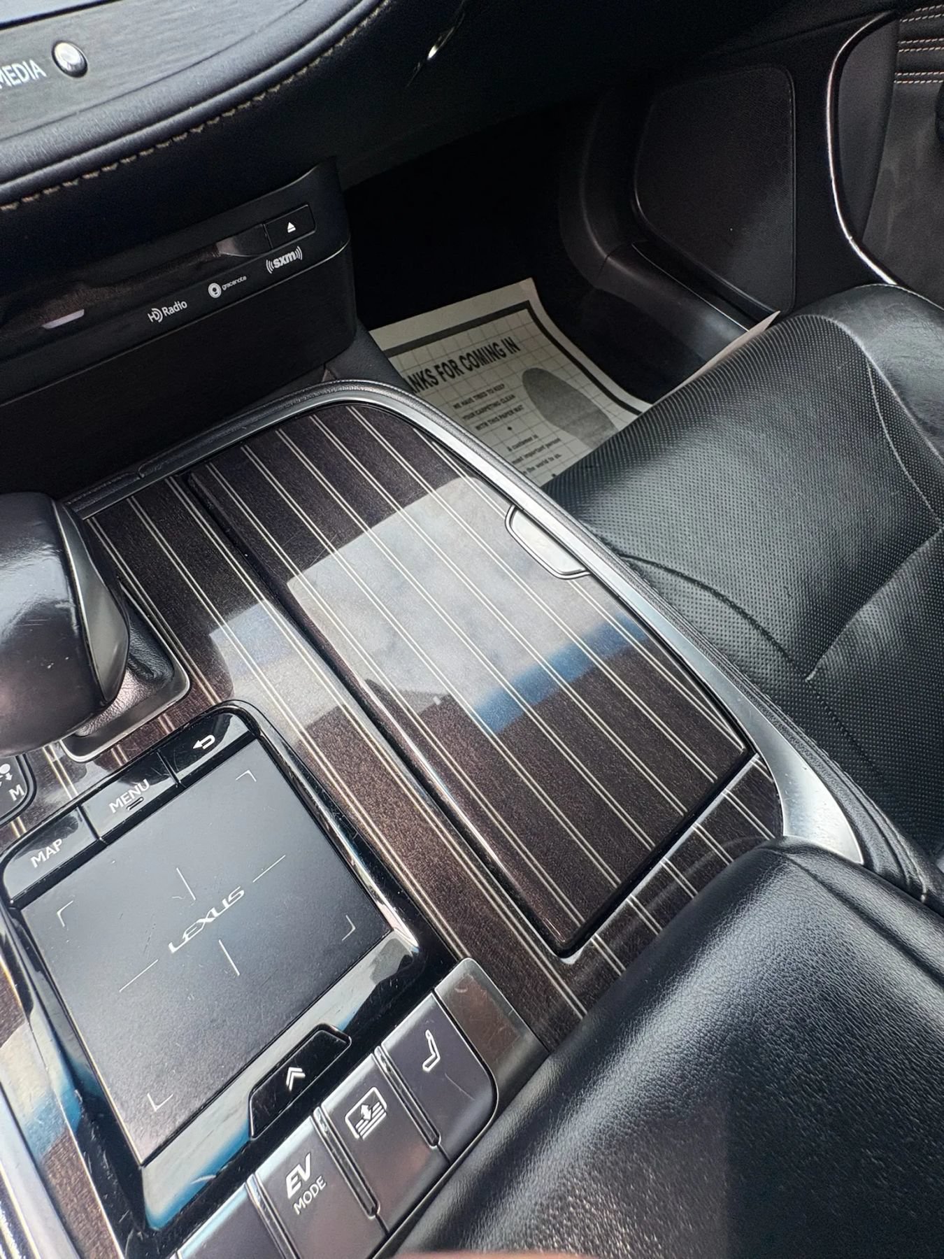 Used 2018 Lexus LS 500h AWD w/ Accessory Package (Z1) image 32