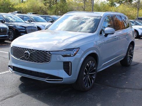 New 2026 Volvo XC90 B6 Plus w/ Protection Package Premier image 7