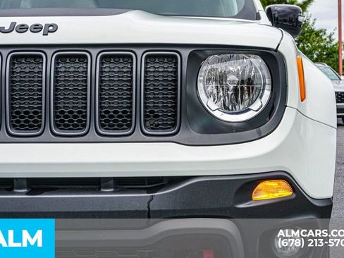 Used 2023 Jeep Renegade Trailhawk image 12