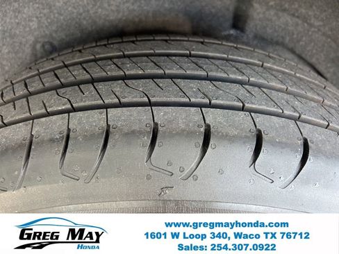 Used 2019 Nissan Rogue SV AWD/4WD image 10