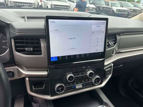 Used 2022 Ford Expedition XLT AWD/4WD image 29