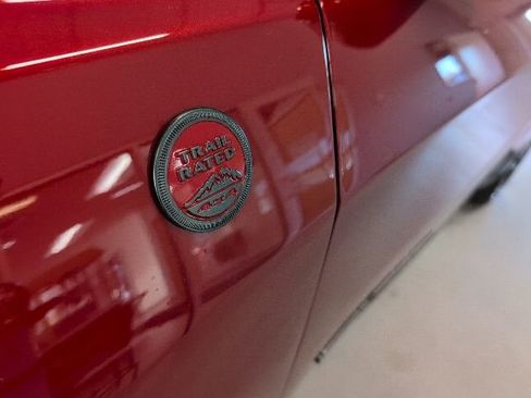 New 2026 Jeep Compass Trailhawk w/ Trailer Tow Group image 11