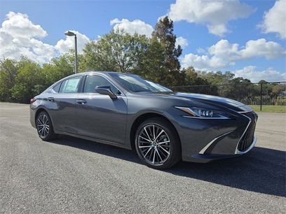 New 2025 Lexus ES 350 w/ Premium Package