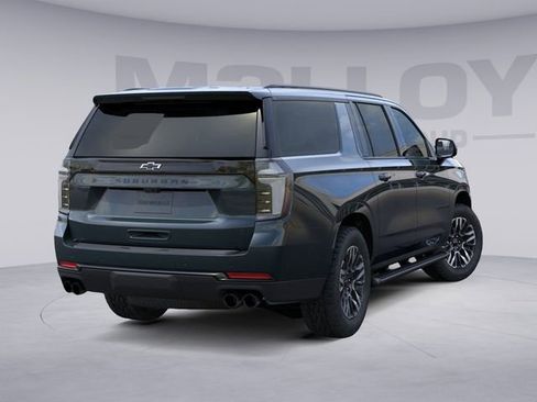 New 2026 Chevrolet Suburban Z71 w/ Comfort Package image 5