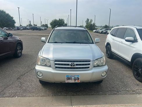 Used 2002 Toyota Highlander 4WD V6 image 3