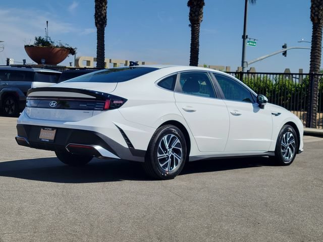 New 2026 Hyundai Sonata Blue FWD image 4