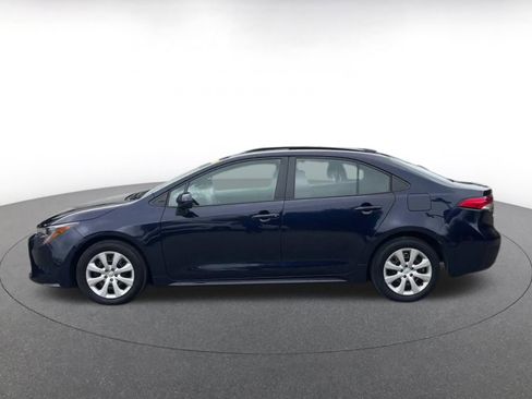 Used 2025 Toyota Corolla LE image 8