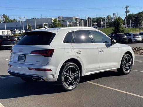 Certified 2023 Audi Q5 e Premium Plus w/ Premium Plus Package AWD/4WD image 7