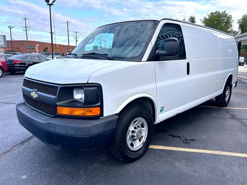 Used 2014 Chevrolet Express 3500 Extended image 7