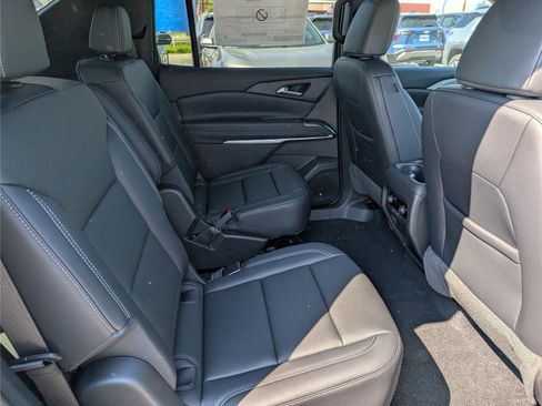 New 2026 Chevrolet Traverse LT AWD/4WD image 7