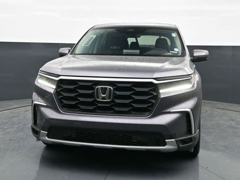 Used 2025 Honda Pilot EX-L image 6