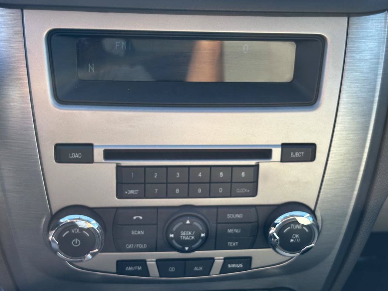 Used 2010 Ford Fusion SE FWD image 23