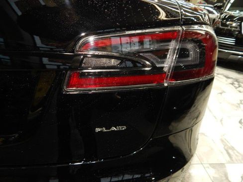 Used 2021 Tesla Model S Plaid image 35