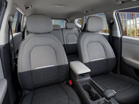 New 2027 Kia Seltos S FWD image 15