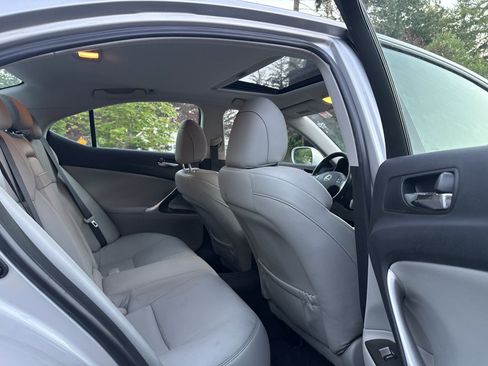 Used 2008 Lexus IS 250 AWD w/ Preferred Accessory Pkg image 17