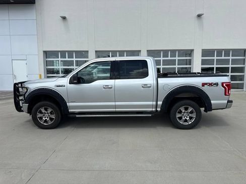 Used 2016 Ford F150 XLT w/ Equipment Group 302A Luxury AWD/4WD image 6