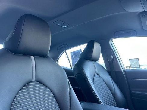 Used 2024 Toyota Camry SE FWD image 18