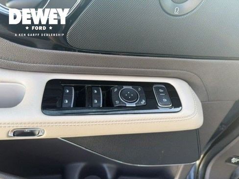 Used 2021 Lincoln Aviator Reserve w/ Equipment Group 201A AWD/4WD image 12