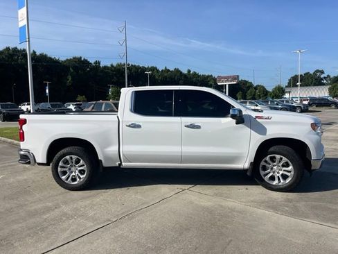 Used 2026 Chevrolet Silverado 1500 LTZ w/ LTZ Premium Package AWD/4WD image 9