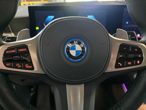 Used 2026 BMW X5 xDrive50e w/ M Sport Package AWD/4WD image 25