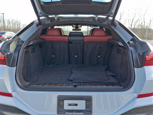 Certified 2024 BMW X6 xDrive40i w/ Executive Package image 31