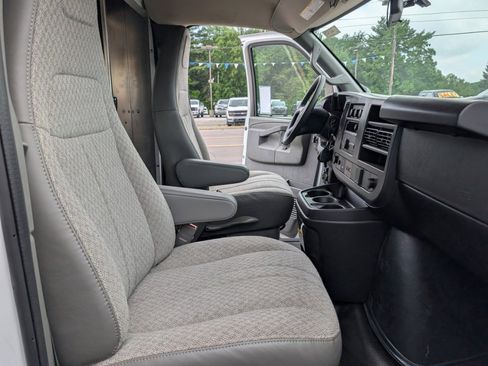 New 2025 Chevrolet Express 3500 w/ Power Convenience Package image 12