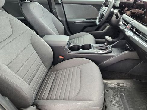 Used 2025 Kia K4 EX FWD image 16