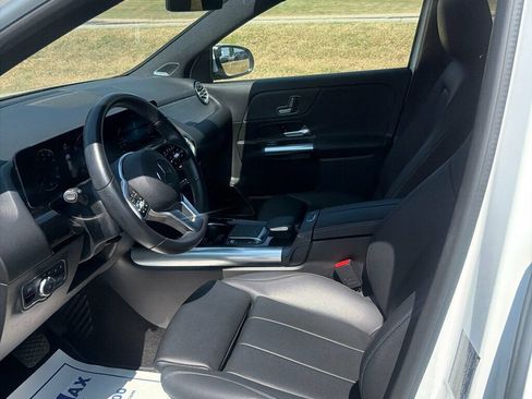 Used 2021 Mercedes-Benz GLA 250 4MATIC image 9