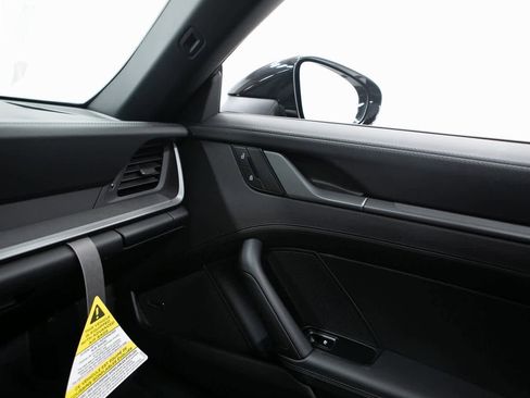 New 2026 Porsche 911 Carrera 4S image 25